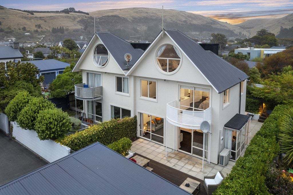 78B ESPLANADE, Sumner, Christchurch - Carousel 1