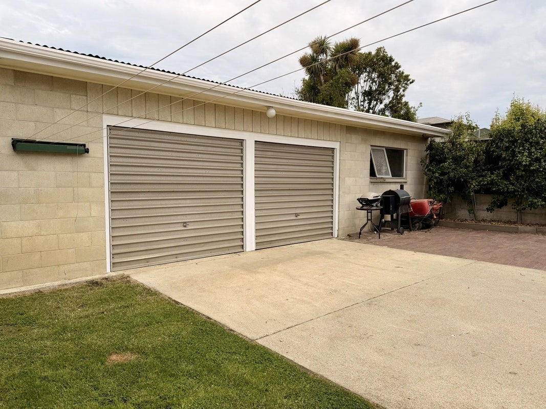 36 Ure Street, South Hill, Oamaru - Carousel 16