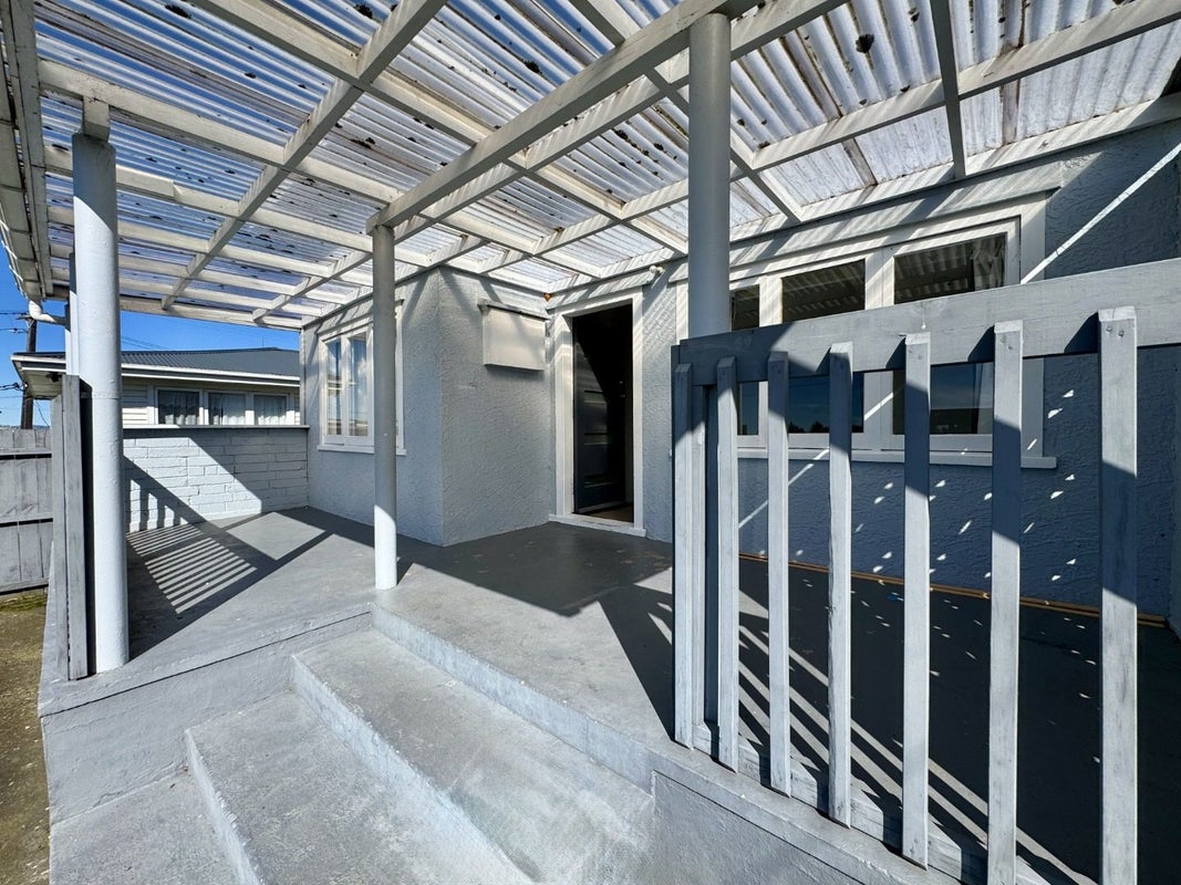 43 Scotts Road, Manurewa East, Auckland - Carousel 2