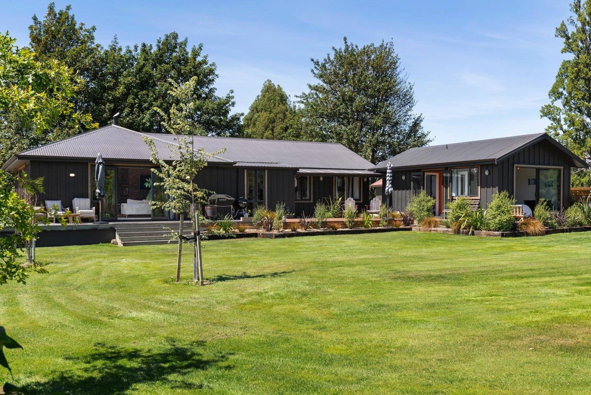 19 Monteith Road, Wanaka - Carousel 1