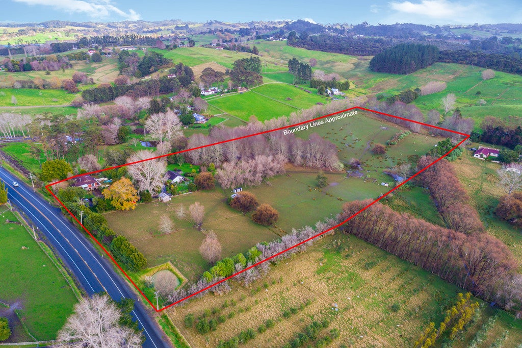 1579 Dairy Flat Highway, Albany - Carousel 1