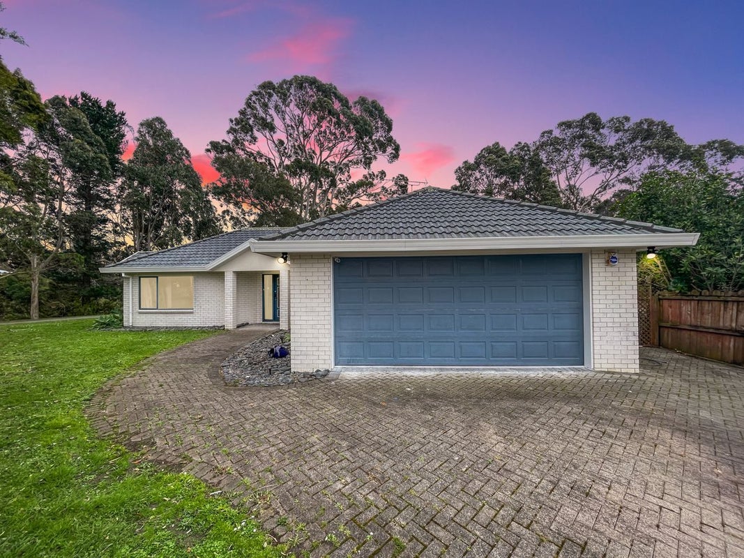 15 Kalgan Place, Burswood, Auckland - Carousel 1