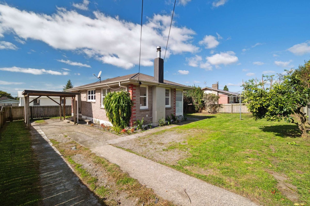 37 Brookland Road, Western Heights, Rotorua - Carousel 1