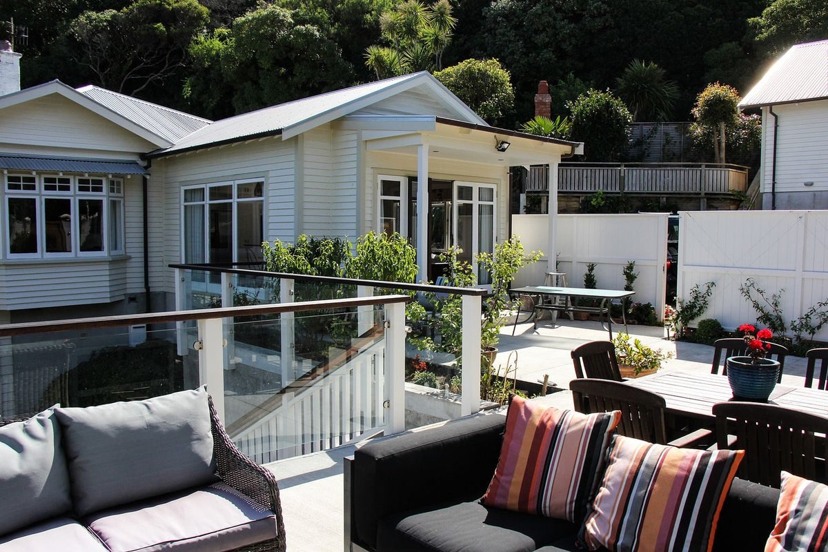 90A Awa Road, Seatoun, Wellington - Carousel 1