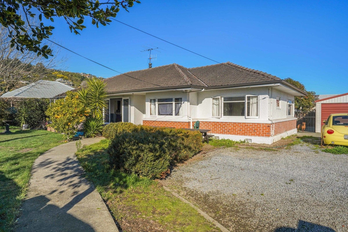 25 Green Street, Tahunanui, Nelson - Carousel 1