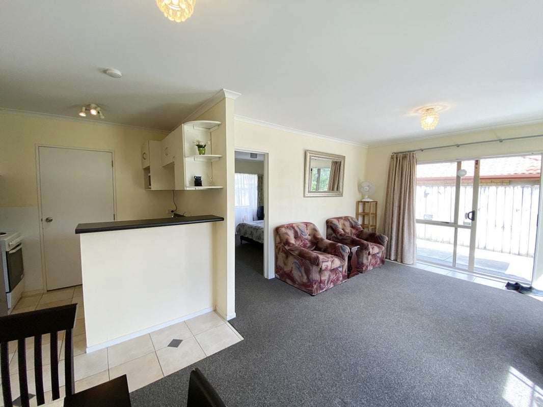 5 Srah Place, East Tamaki, Auckland - Carousel 9