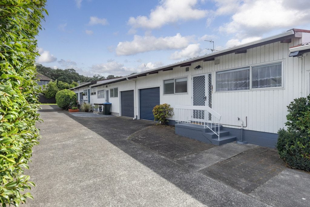 3/30 Turama Road, Royal Oak, Auckland - Carousel 1