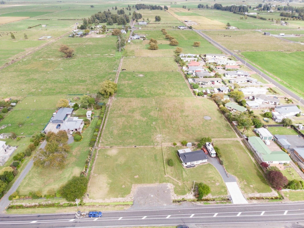 532 Hauraki Road, Turua - Carousel 13
