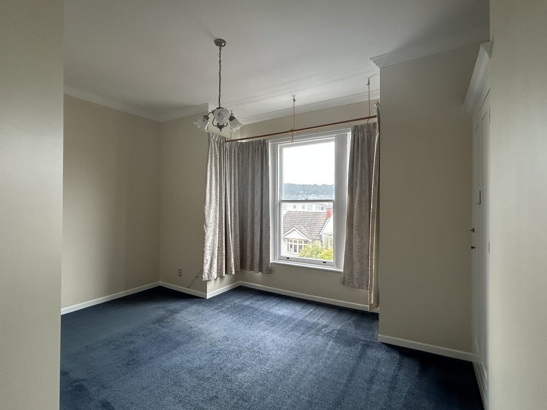 14A Thompson Street, Mount Cook, Wellington - Carousel 2
