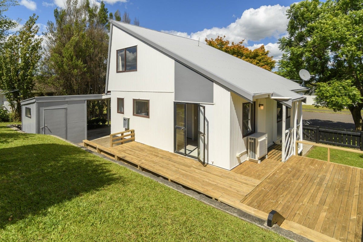 49 Westminster Drive, Bethlehem, Tauranga - Carousel 1