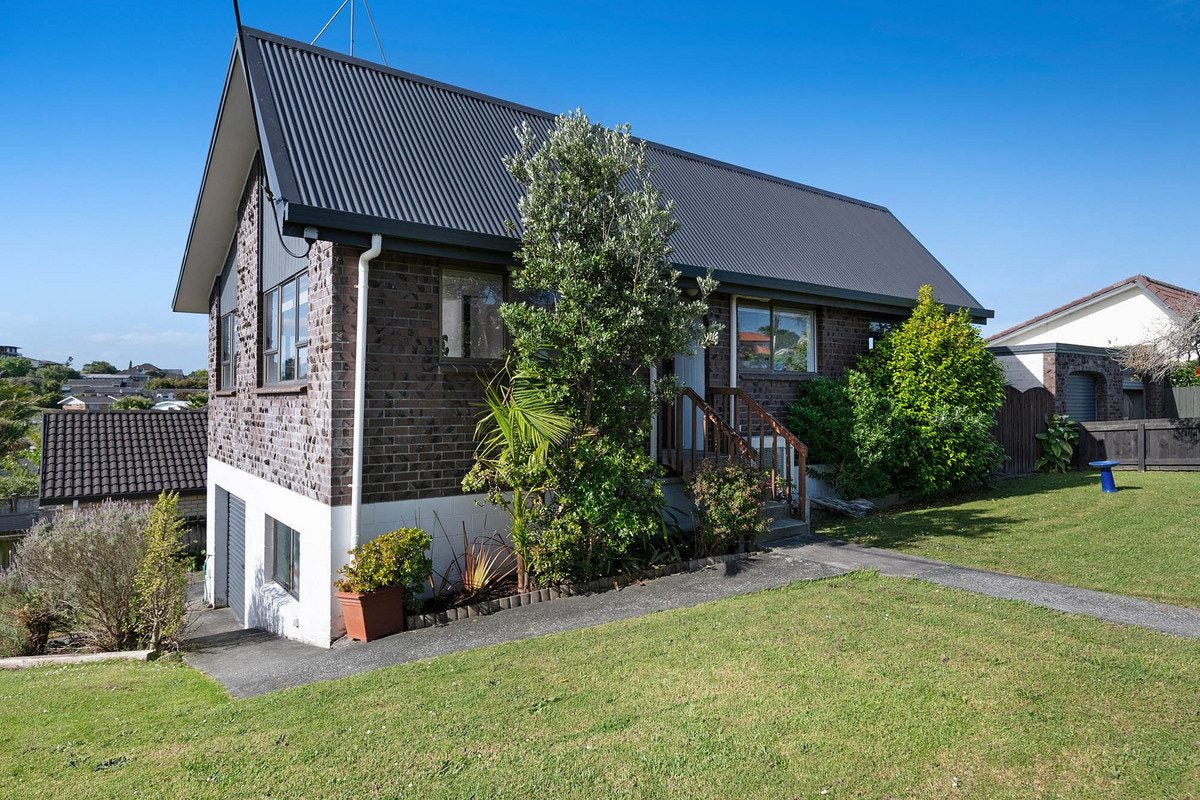 23 Bay Street, Red Beach, Whangaparaoa - Carousel 1