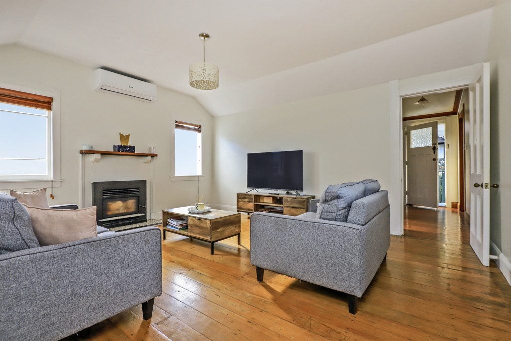707B Queen Street East, Parkvale, Hastings - Carousel 2