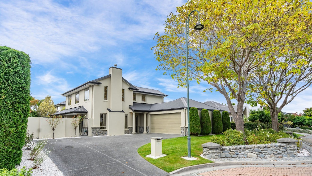 16 Brookfield Drive, Northwood, Christchurch - Carousel 1