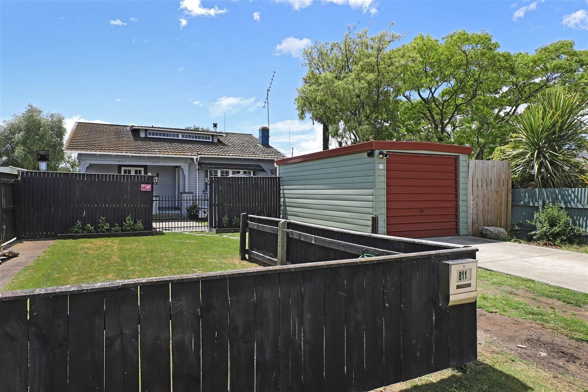 811 Fitzroy Avenue, Mahora, Hastings - Carousel 1