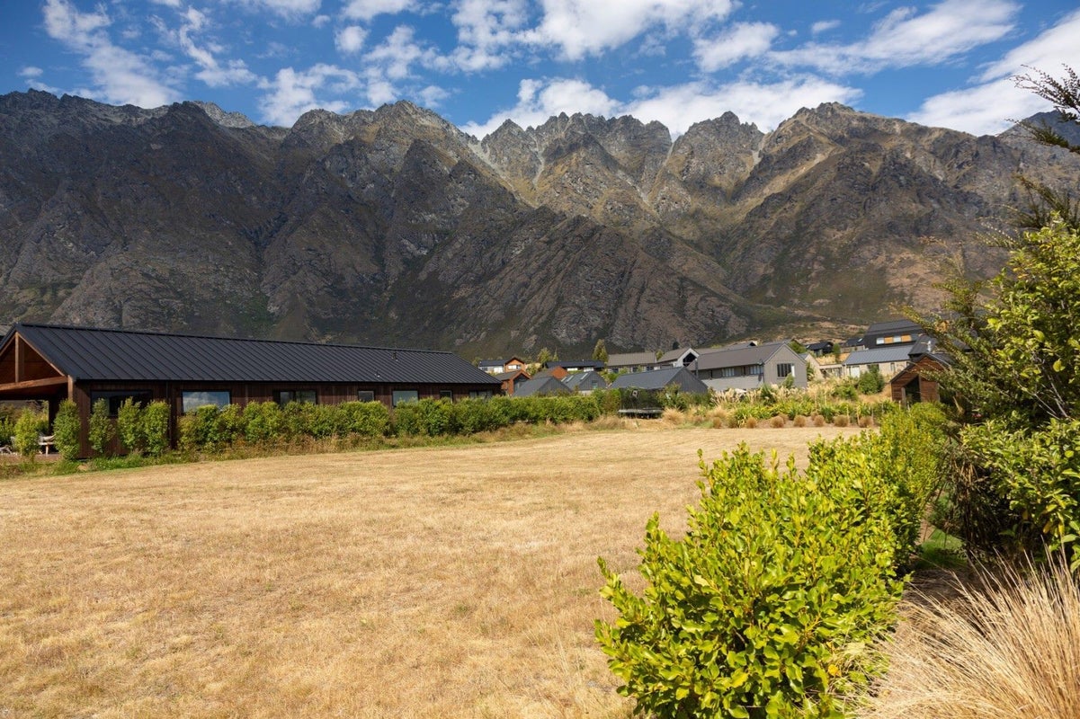 41 Cappie Drive, JACKS POINT, QUEENSTOWN - Carousel 1