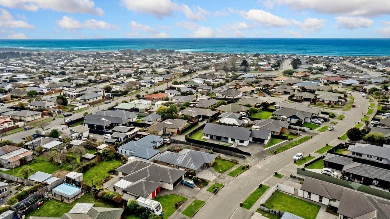 32 Surfers Place, North New Brighton, Christchurch - Carousel 17