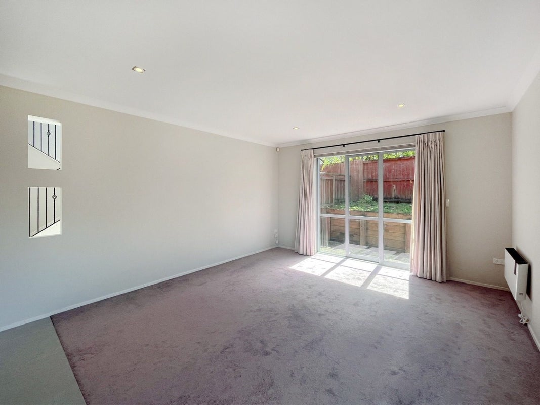 6 Springvale Drive, Fairview Heights, Auckland - Carousel 2