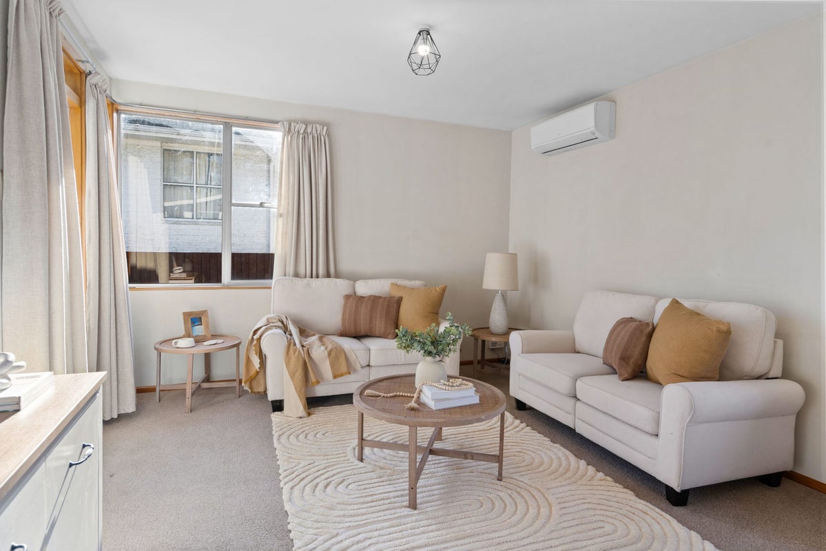 2/15 Dovedale Avenue, Ilam, Christchurch - Carousel 2