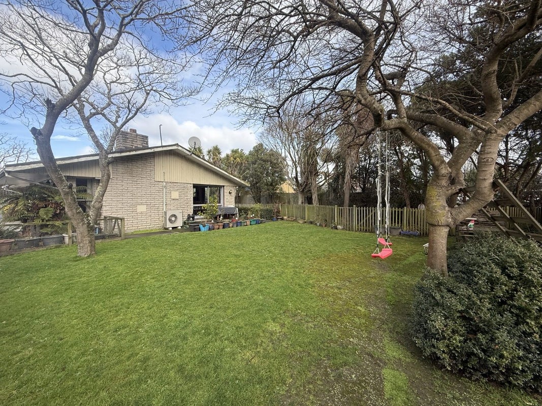 8 Ketton Place, St Albans, Christchurch - Carousel 2