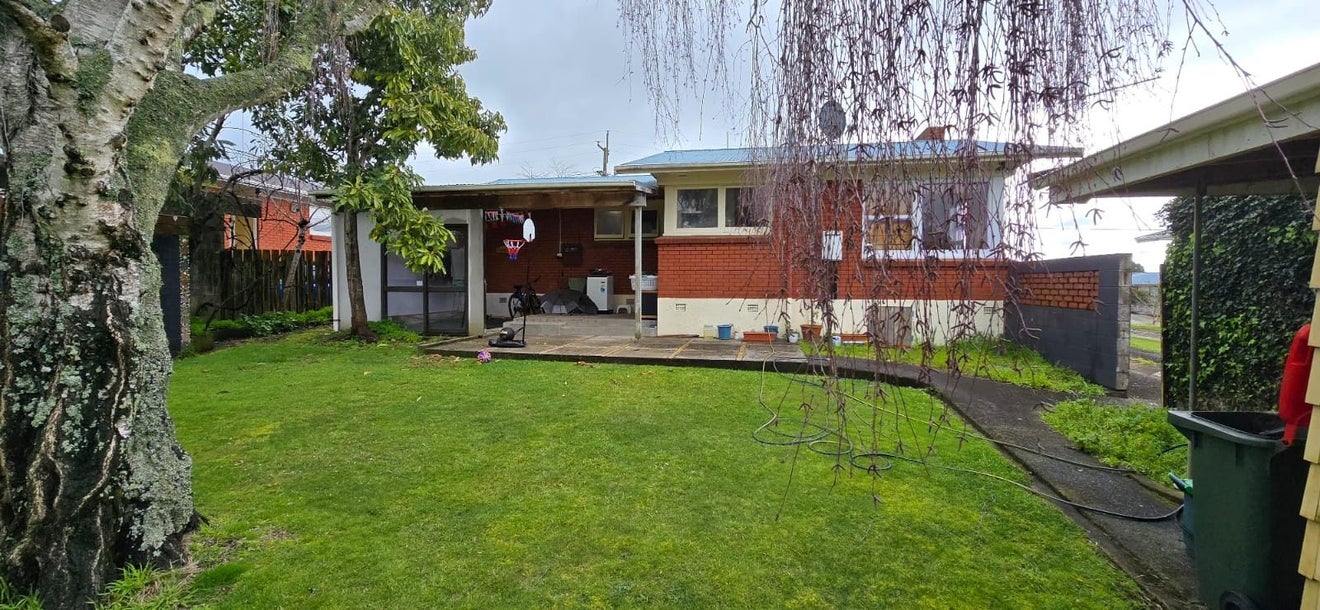 28 Garden Heights Avenue, Glenview, Hamilton - Carousel 10