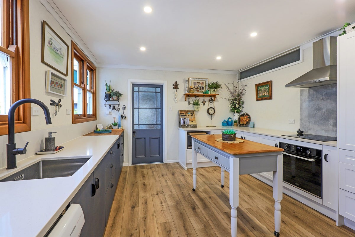 1105 Haig Street, Parkvale, Hastings - Carousel 1