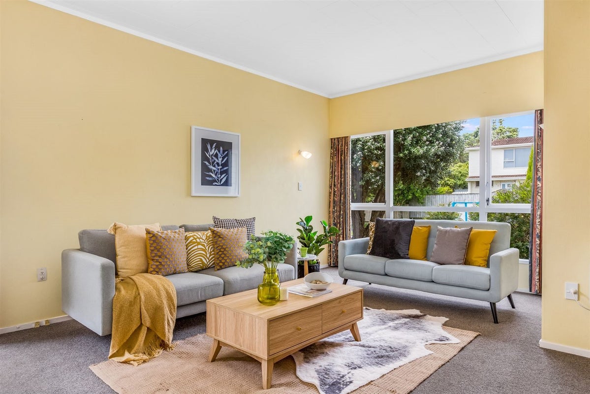 4 Mervyn Place, Plimmerton, Porirua - Carousel 2