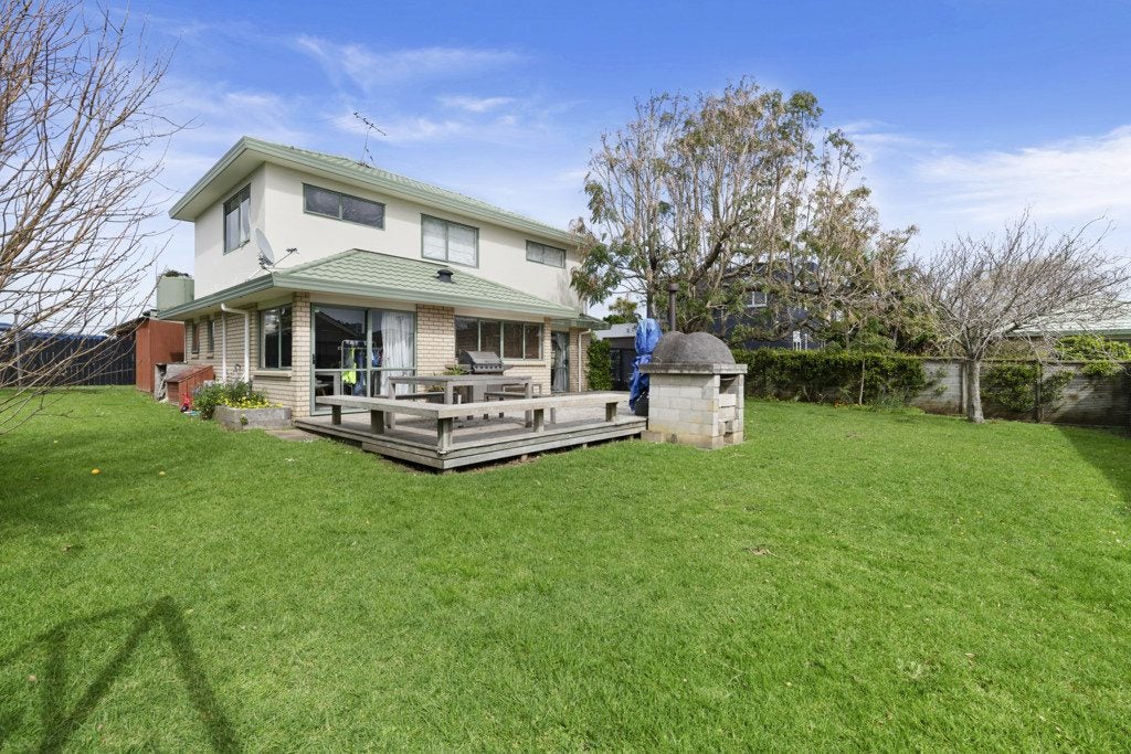 10 Watervista Place, Mangere Bridge, Auckland - Carousel 2