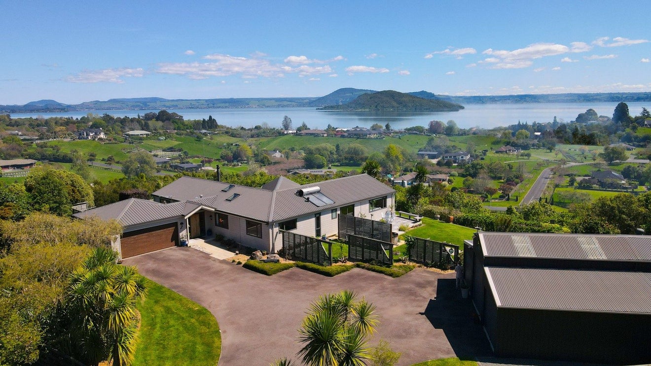 25 Collingwood Drive, Tikitere, Rotorua - Carousel 1