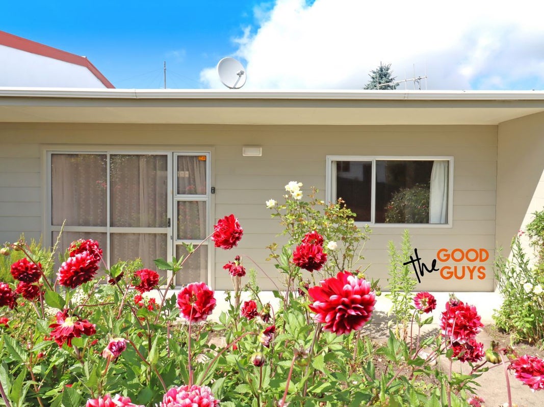 10/4 Mersey Street, South Hill, Oamaru - Carousel 1