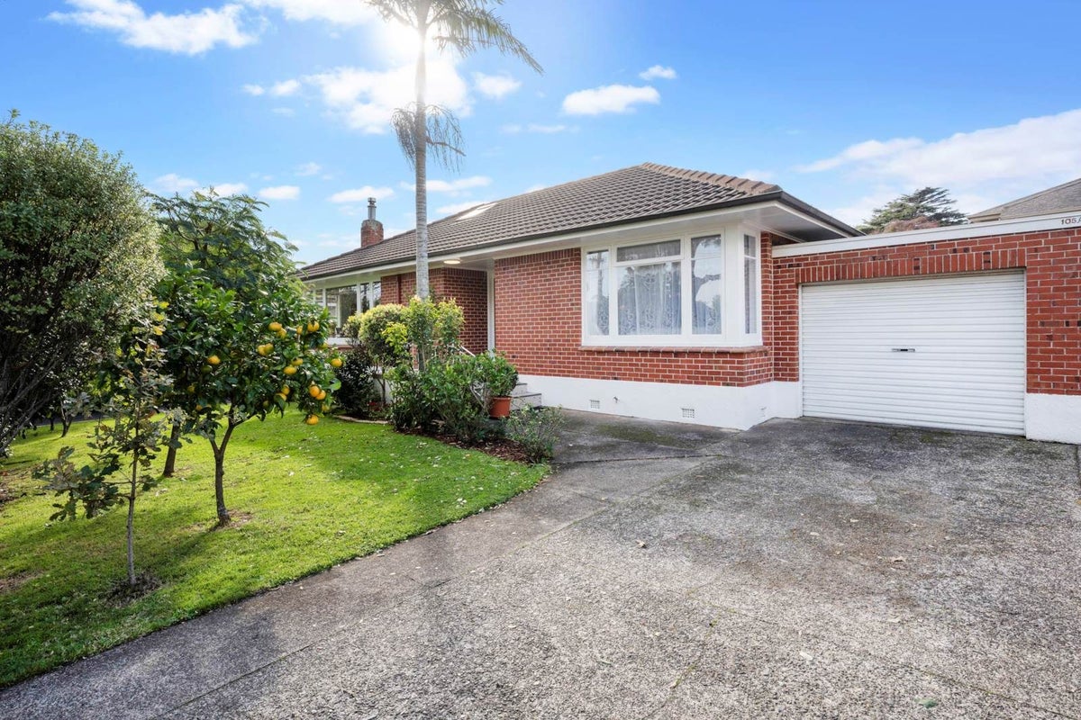 1/105A Wheturangi Road, Greenlane, Auckland - Carousel 1