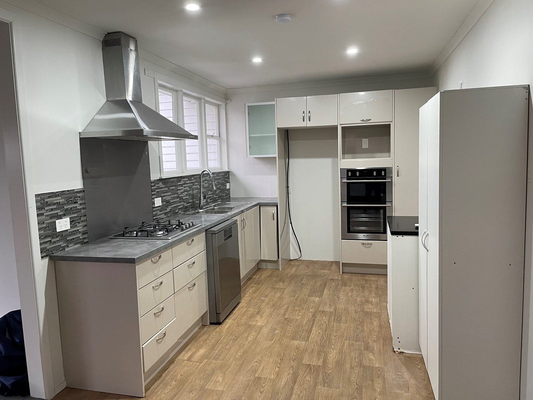 23 Matipo Road, Te Atatu Peninsula, Auckland - Carousel 1