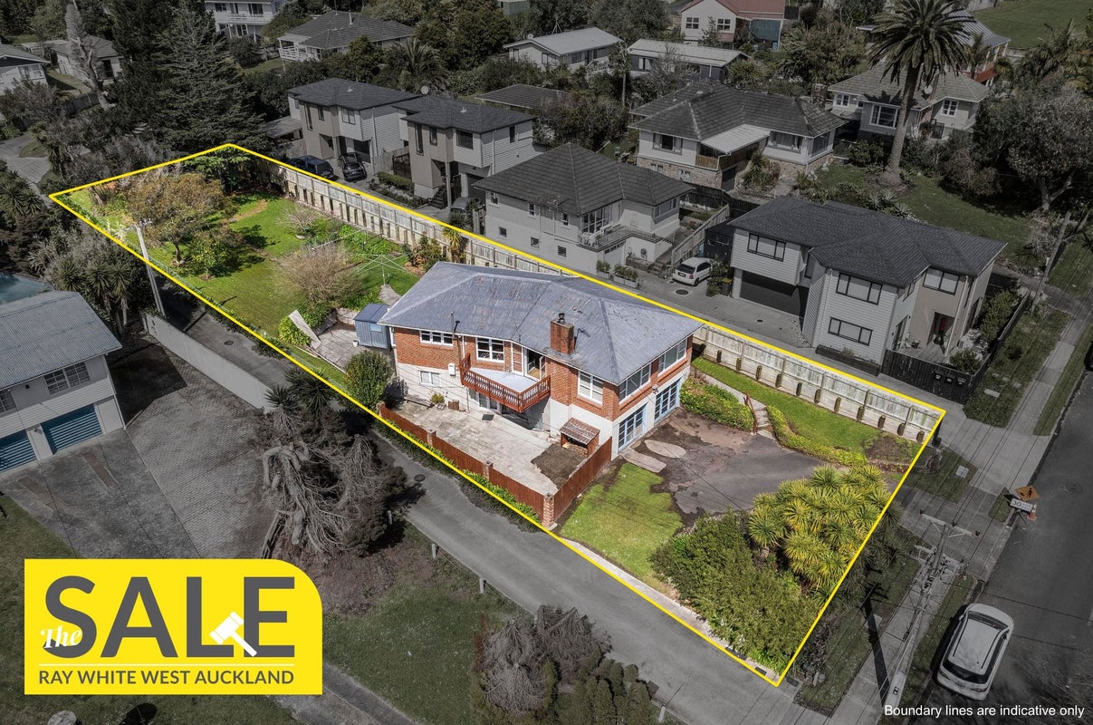 84 Woodglen Road, Glen Eden, Auckland - Carousel 1