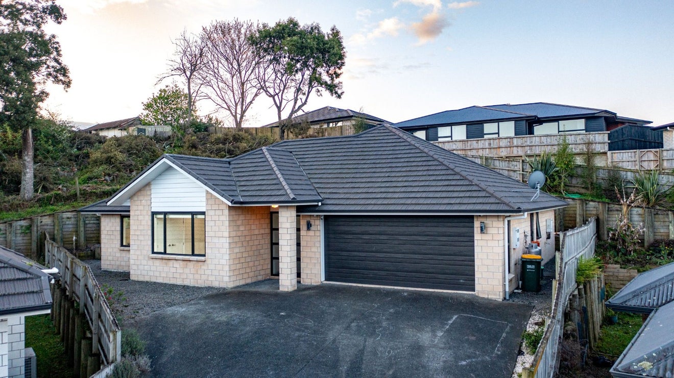 10 Teaview Court, Huntington, Hamilton - Carousel 1