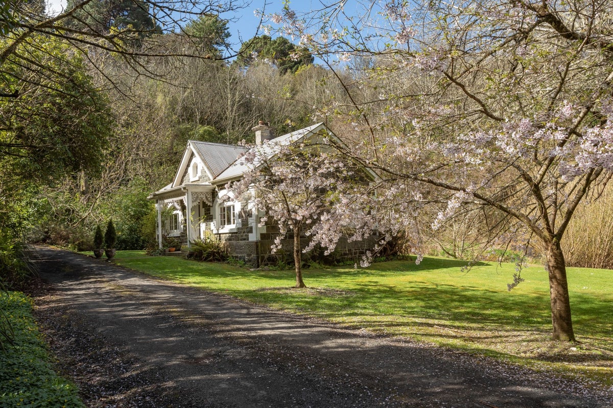 16 Patmos Avenue, Woodhaugh, Dunedin - Carousel 20