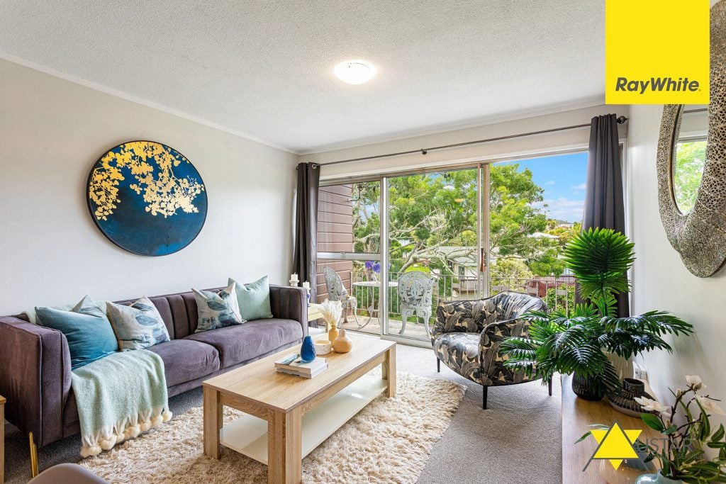 5/26 Kohekohe Street, New Lynn, Auckland - Carousel 1