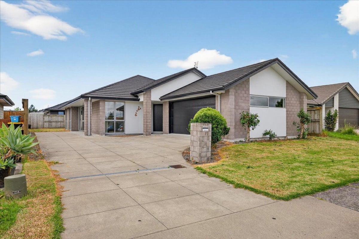 3 Cheyne Road, Pyes Pa, Tauranga - Carousel 1
