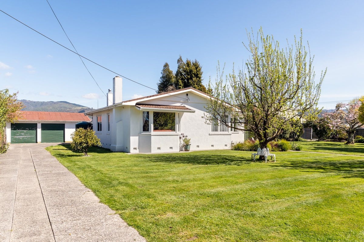 49 Lodder Lane, Riwaka - Carousel 17