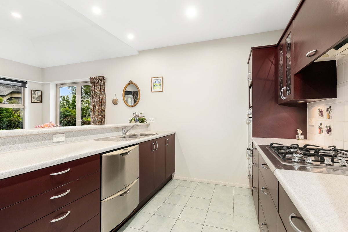 15 Caleb Place, Northwood, Christchurch - Carousel 2