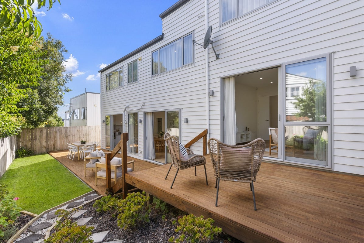 10A Rutherford Terrace, Meadowbank, Auckland - Carousel 2