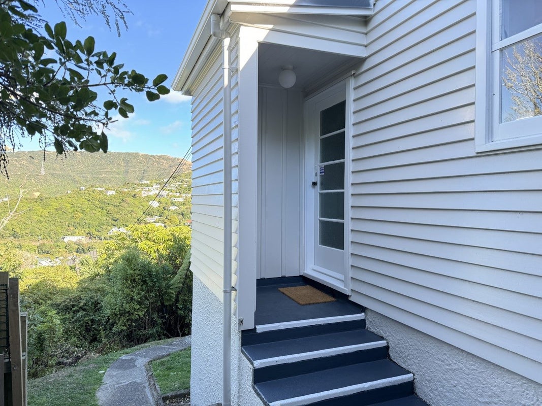 29 Imlay Crescent, Ngaio, Wellington - Carousel 2