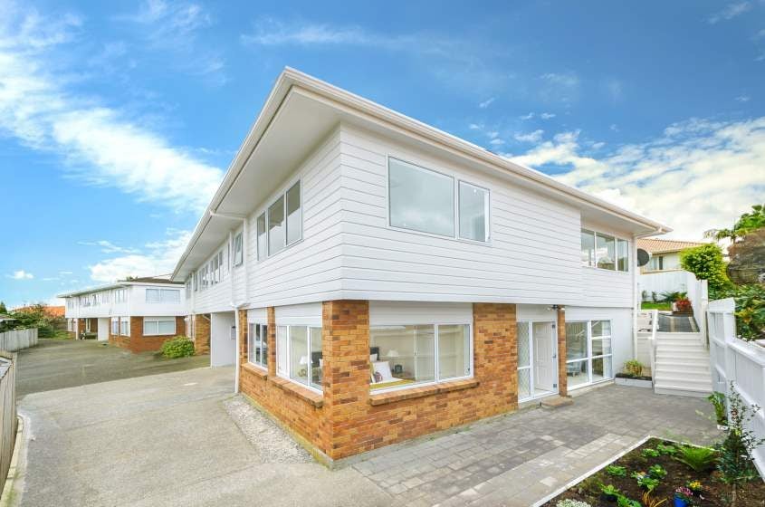 3/29 EDENDALE RD, Somerville, Auckland - Carousel 1