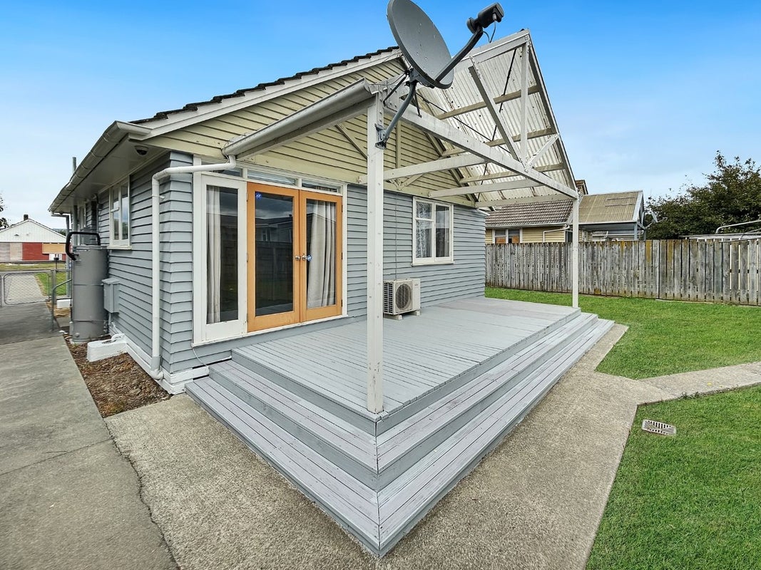 35 Coventry Street, Highbury, Palmerston North - Carousel 1