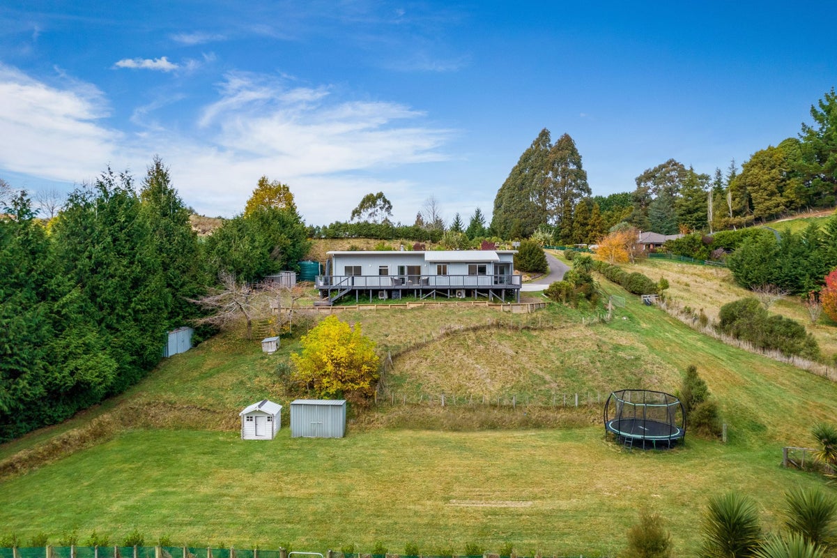 140 Acacia Heights Drive, Acacia Bay, Taupo - Carousel 2