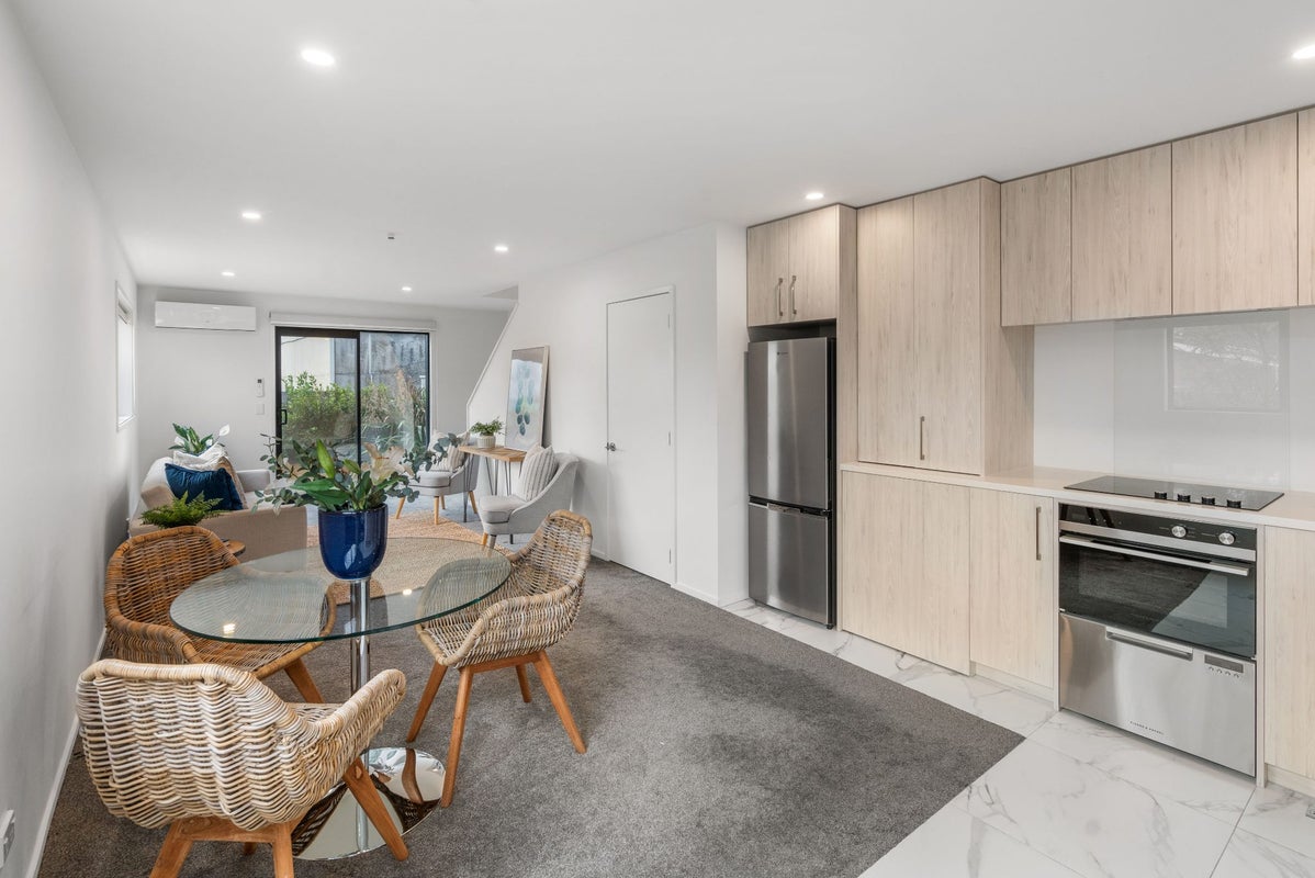 20/241 Lincoln Road, Addington, Christchurch - Carousel 1