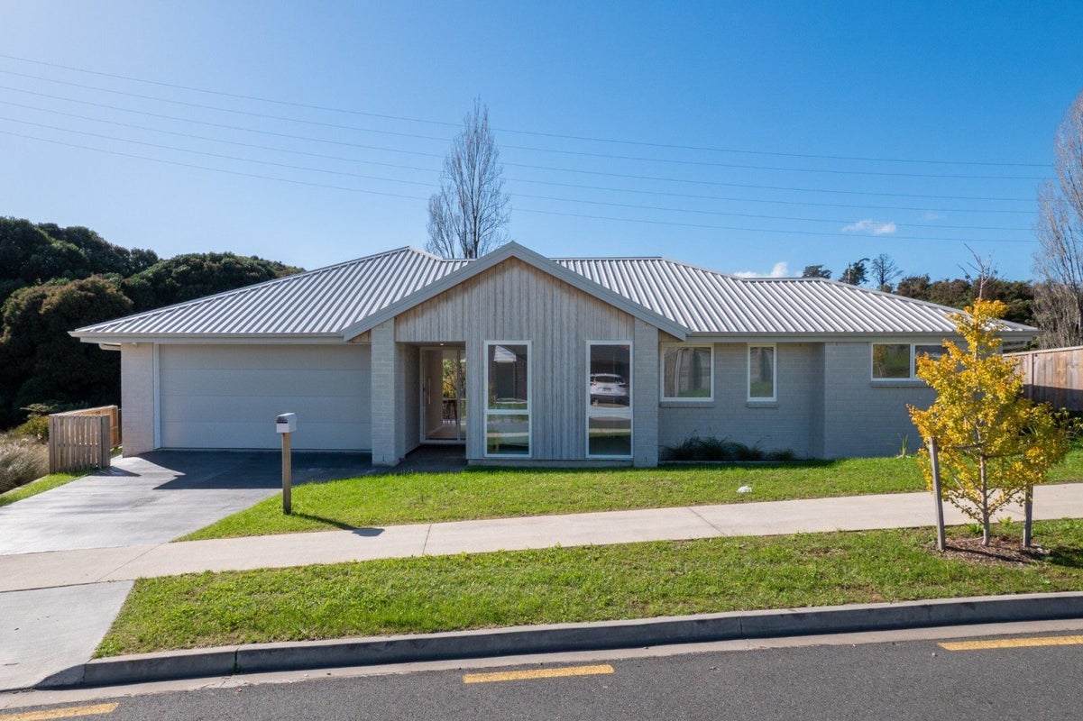 177 Adler Drive, Ohauiti, Tauranga - Carousel 1
