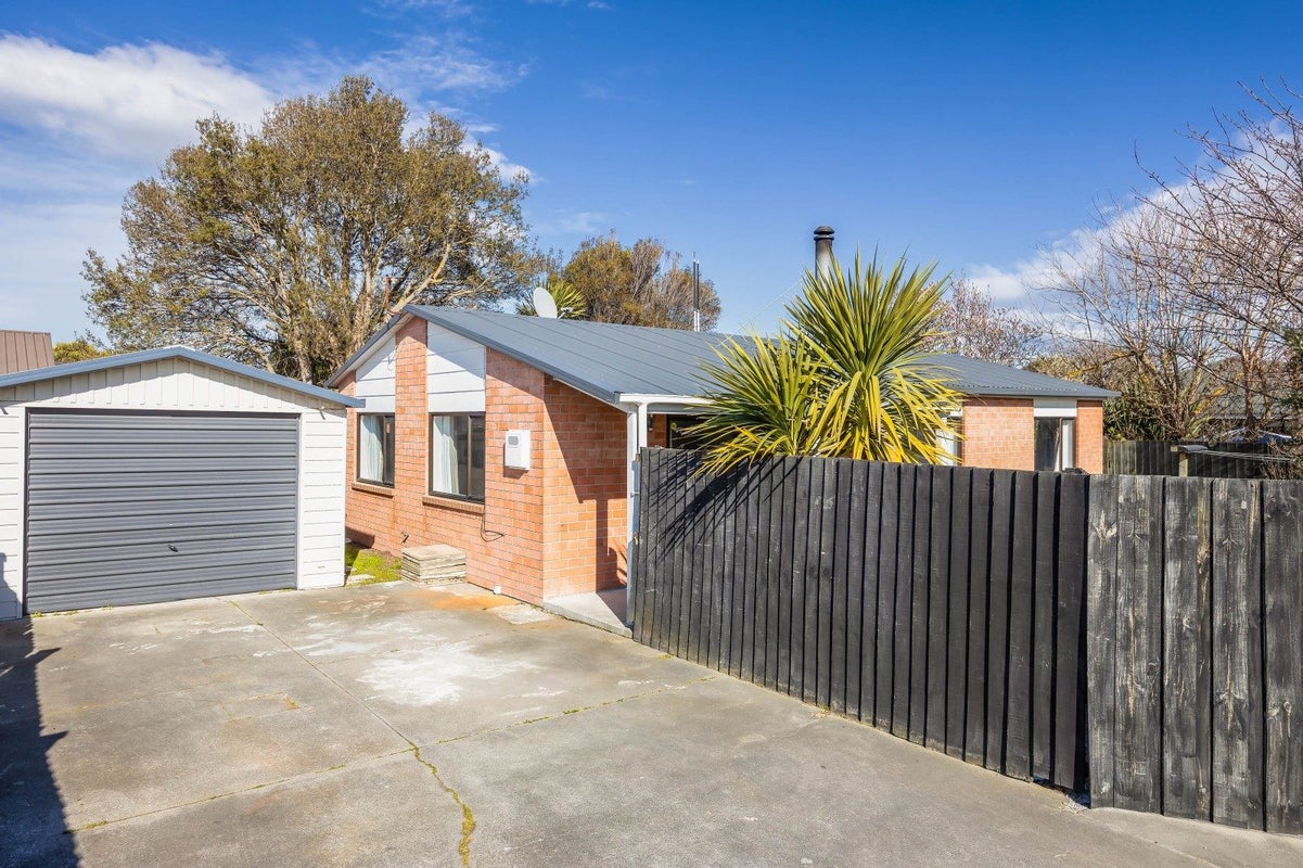 9B Lindis Lane, New Brighton, Christchurch - Carousel 11