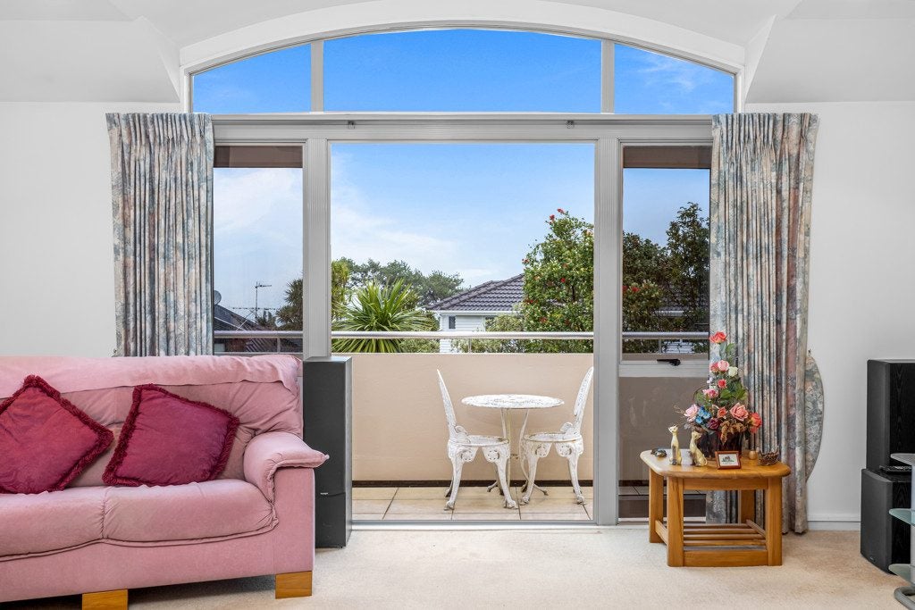 5A Tui Street, Torbay, Auckland - Carousel 2
