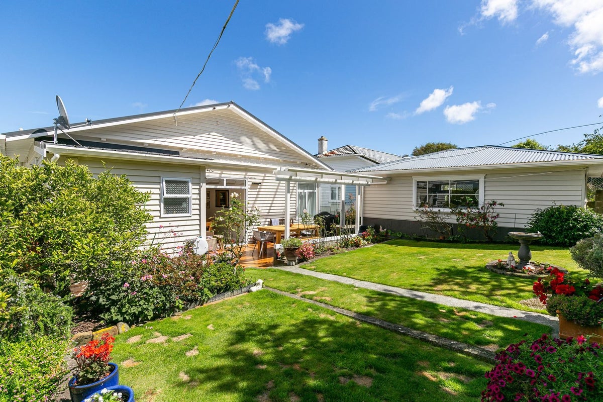29 Cooper Street, Karori, Wellington - Carousel 20