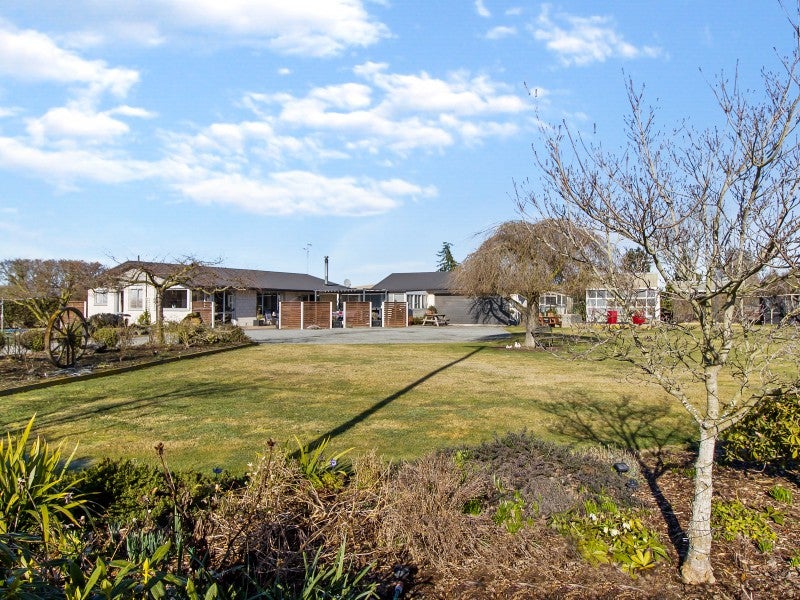 39 Lynch Road, Levels - Carousel 1