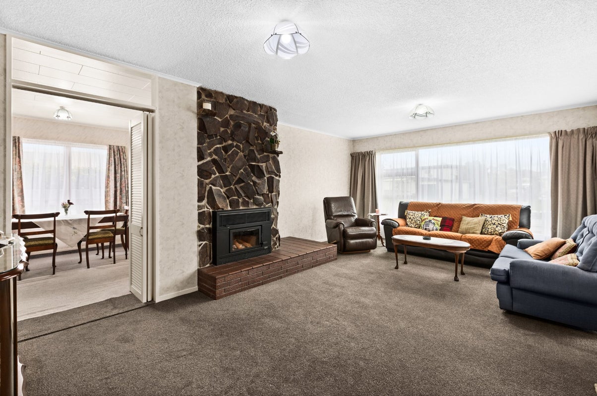 2 Banff Place, Tamatea, Napier - Carousel 2